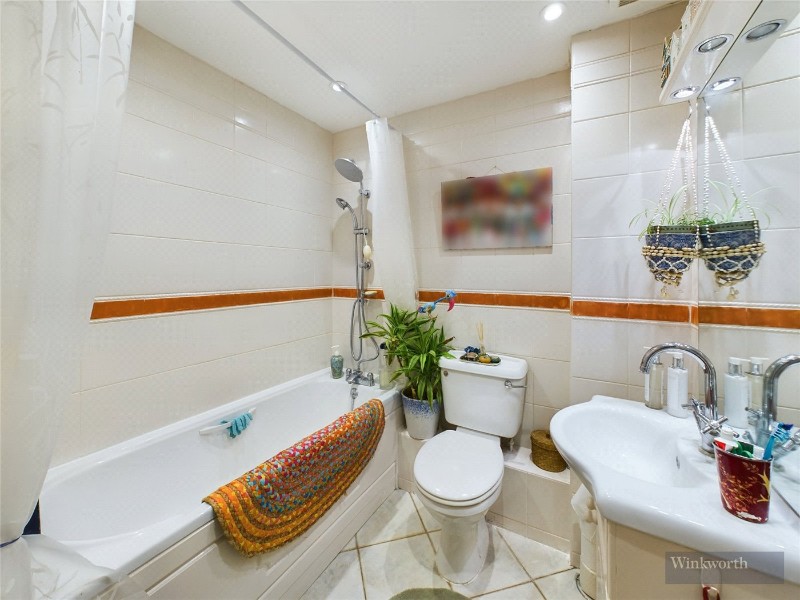 Lenelby Road, Surbiton, KT6