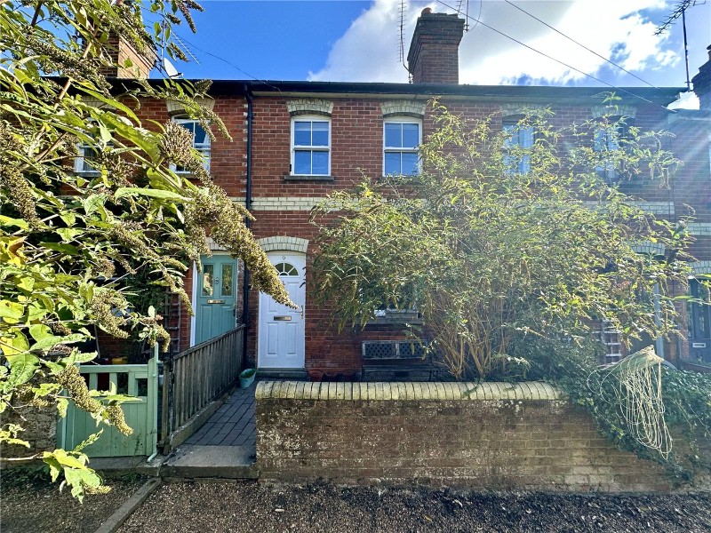 Victoria Road, Farnham, Surrey, GU9