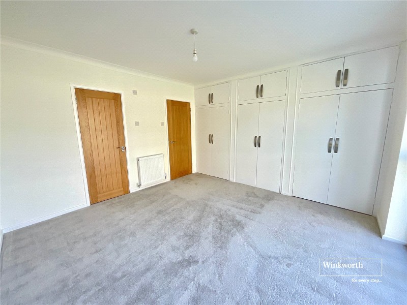 Angeline Close, Highcliffe, Christchurch, BH23