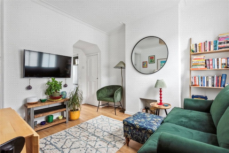 Derinton Road, London, SW17