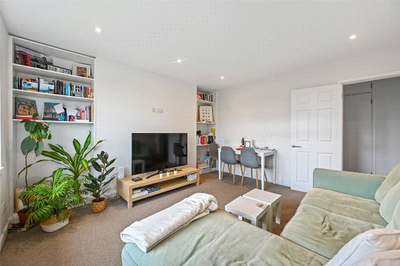 Tunis Road, London, W12