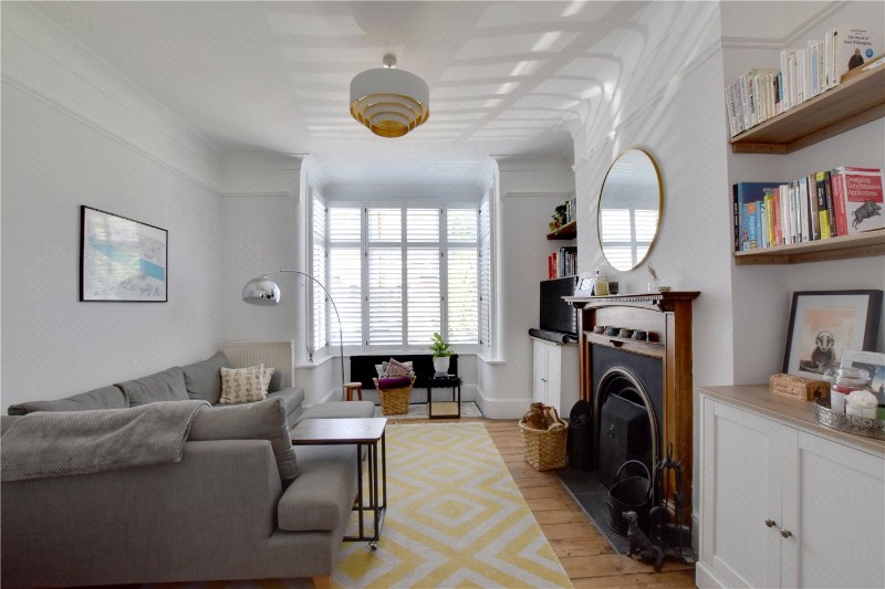 Wellington Gardens, Charlton, London, SE7
