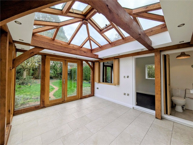 Roe Lane, Kingsbury, London, NW9