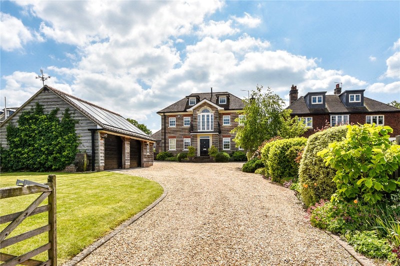 Sussex Road, Petersfield, Hampshire, GU31