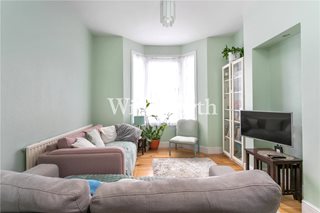Station Crescent, London, N15
