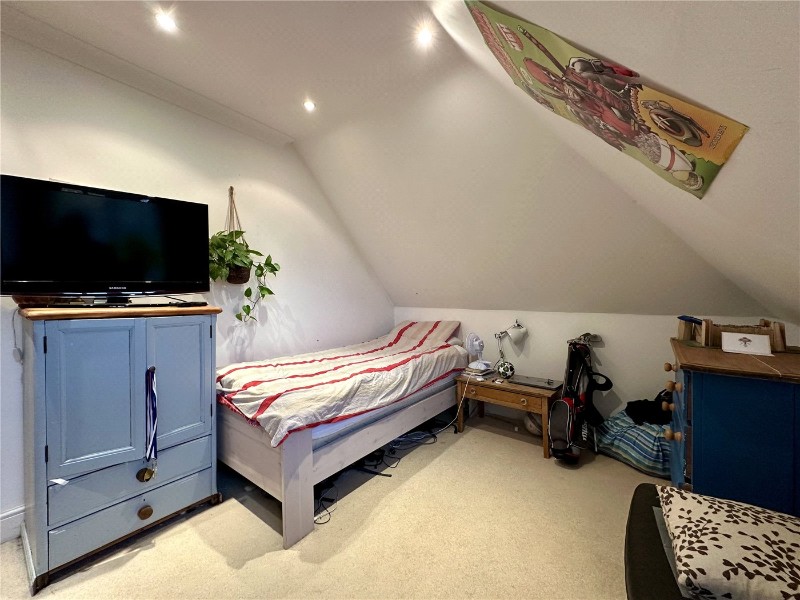 School Lane, Lower Bourne, Farnham, Surrey, GU10