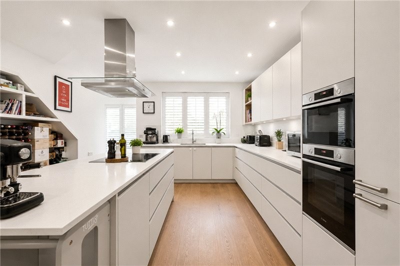 Station Road, Barnes, SW13