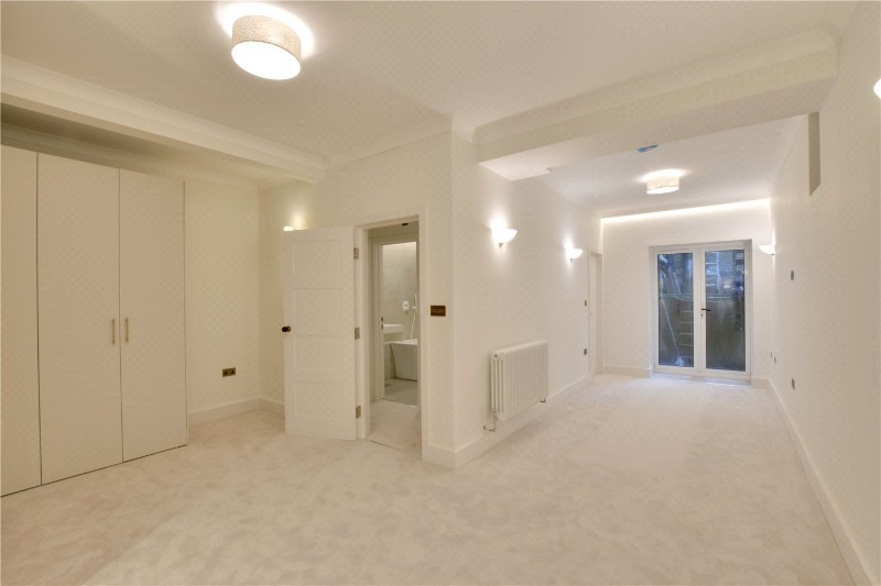 Vanbrugh Hill, Blackheath, London, SE3