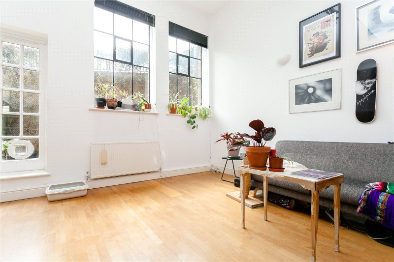Montague Court, Hackney, London, E8