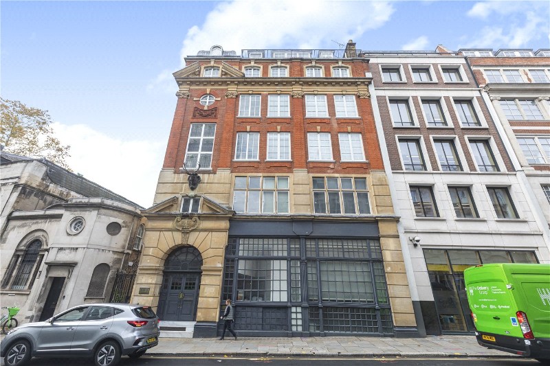Giltspur Street, London, EC1A