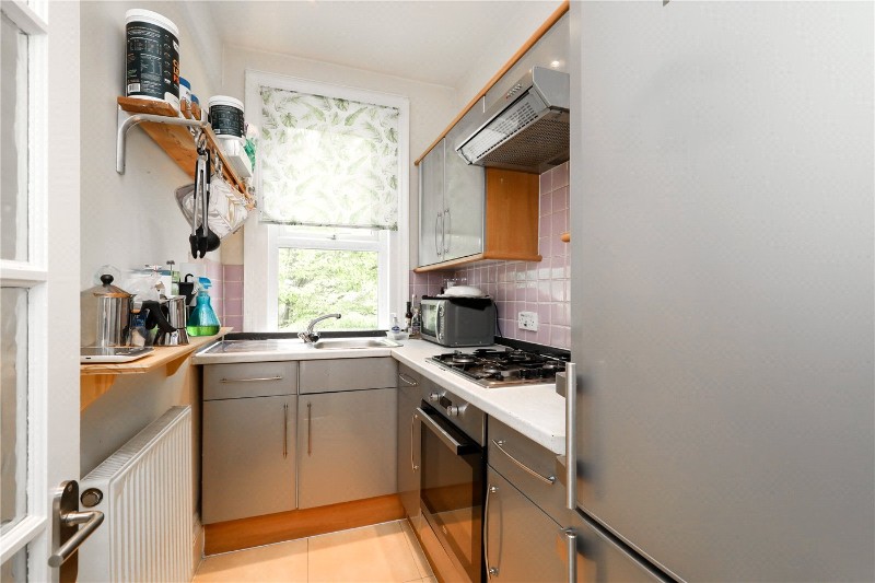 Julian Avenue, London, W3