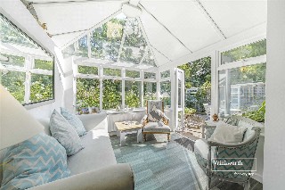 Bute Drive, Highcliffe, Christchurch, BH23