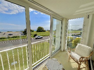Wharncliffe Road, Highcliffe, Dorset, BH23