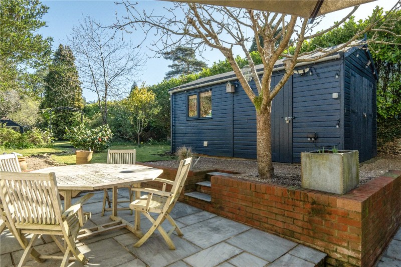 Tilford Road, Tilford, Farnham, Surrey, GU10
