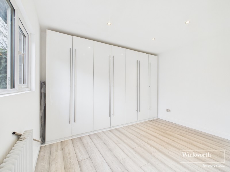 Lavender Avenue, Kingsbury, London, NW9