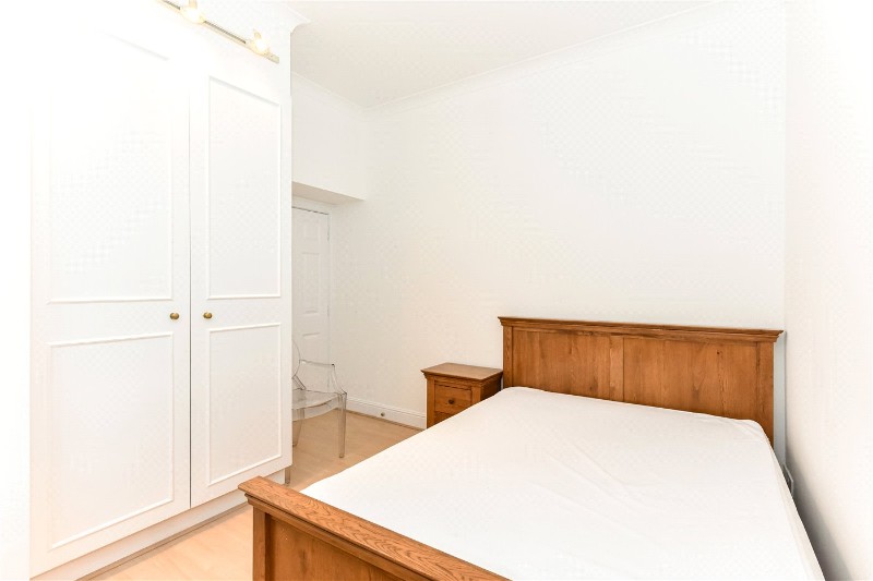 St. Andrew's Hill, London, EC4V