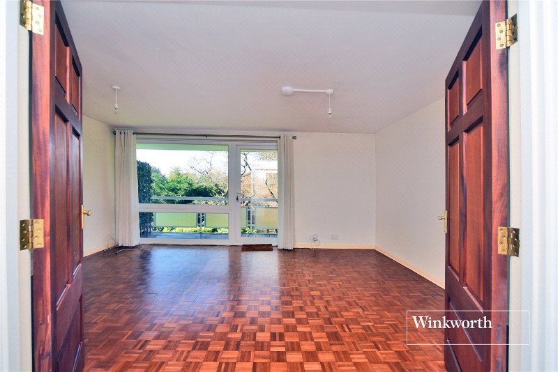 Royal Avenue, Worcester Park, Surrey, KT4