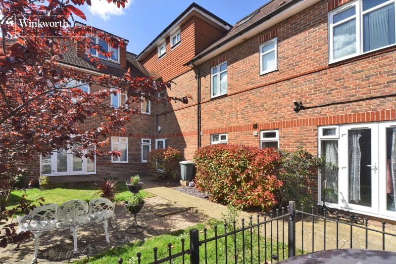 Colborne Way, Worcester Park, KT4