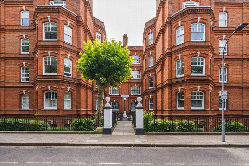 Queen's Club Gardens, London, W14
