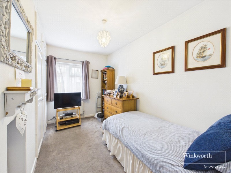 Sturgess Avenue, Hendon, London, NW4