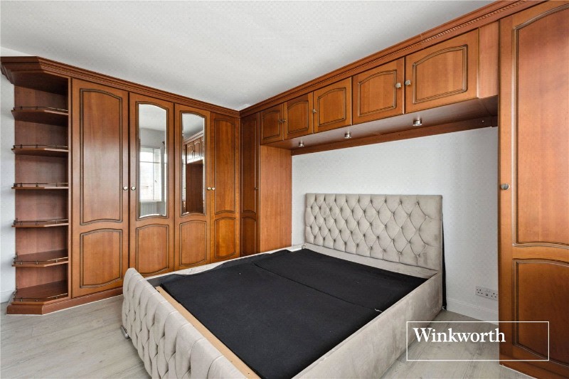 Kingsgate Avenue, Finchley, London, N3