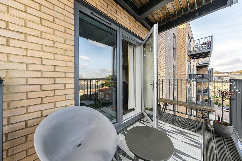 Lambourne House, Apple Yard, London, SE20