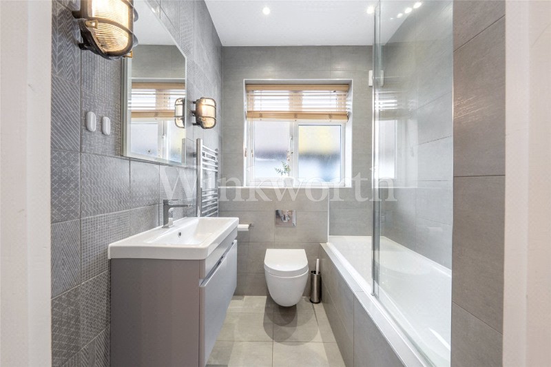 The Mount, 214 Creighton Avenue, London, N2