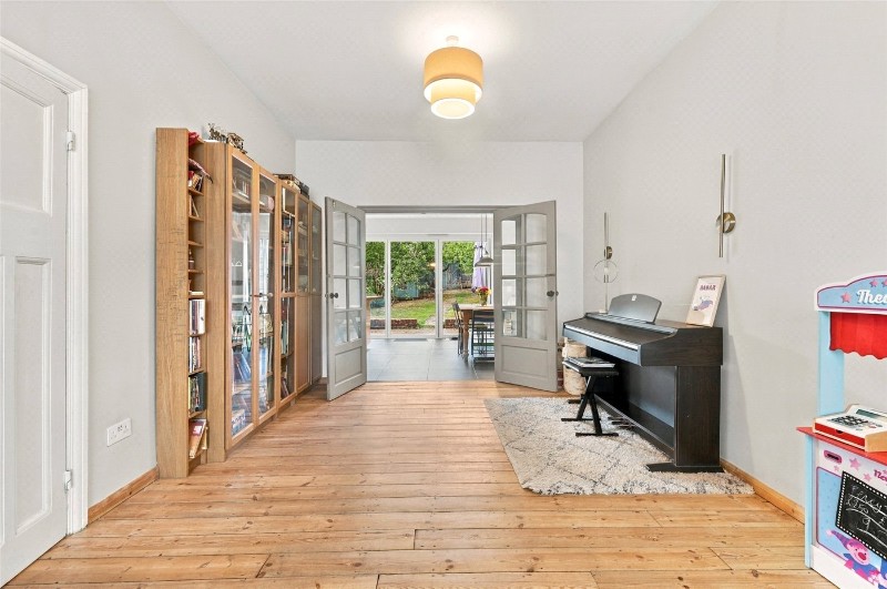 Lordsmead Road, London, N17