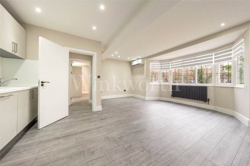 Finchley Road, London, NW11