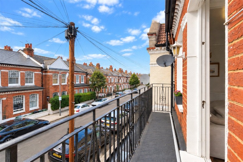 Dafforne Road, London, SW17