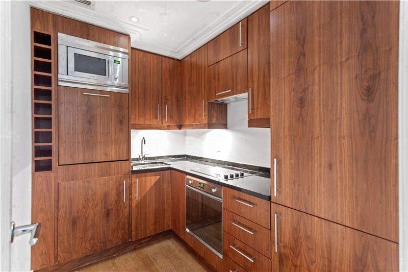 Onslow Gardens, South Kensington, London, SW7