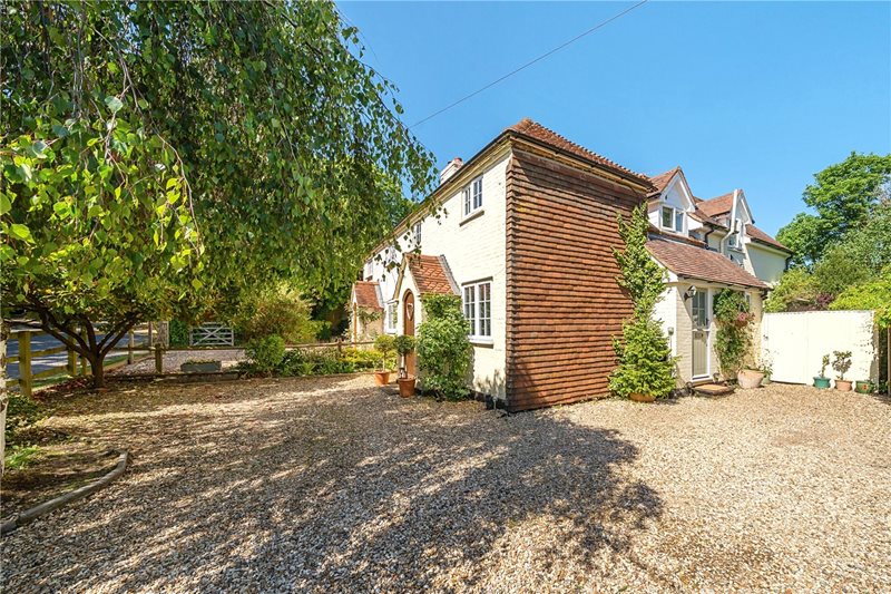 Mount Road, Highclere, Newbury, Hampshire, RG20