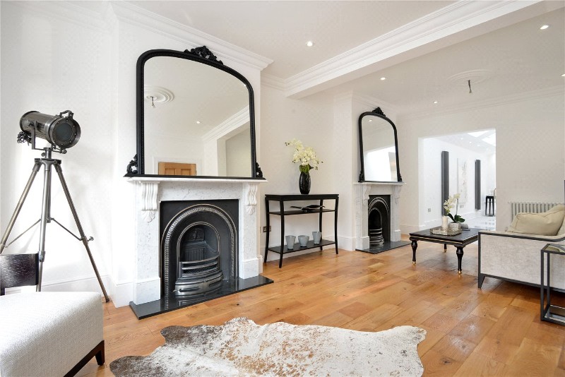 Henslowe Road, East Dulwich, London, SE22