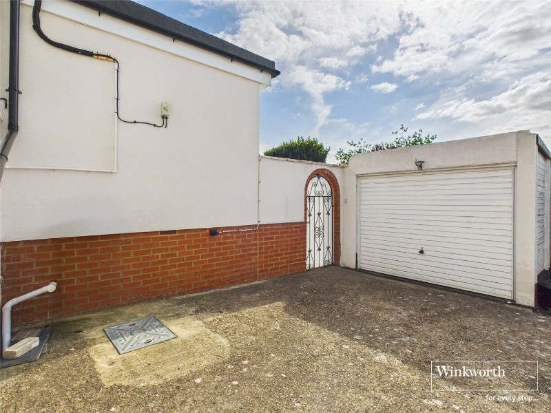 Winston Avenue, Kingsbury, London, NW9