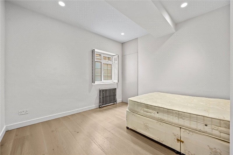 Addison Road, London, W14