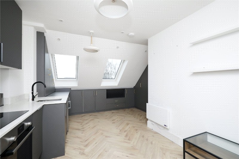 Walton Way, London, W3