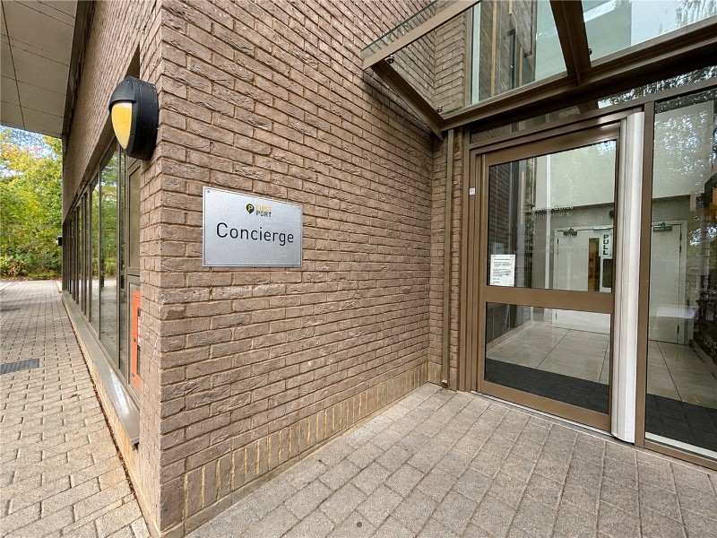 Blondin Way, London, SE16