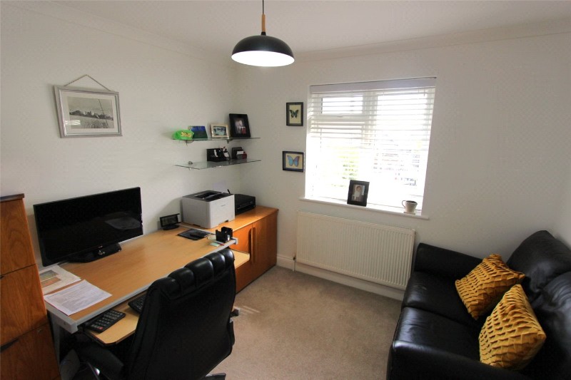 Trinity Road, Rayleigh, Essex, SS6
