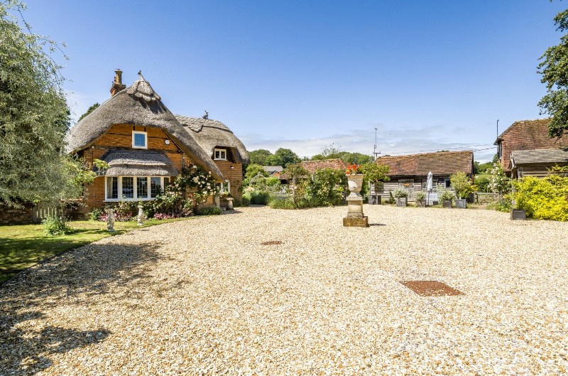 Tunworth, Hampshire, RG25