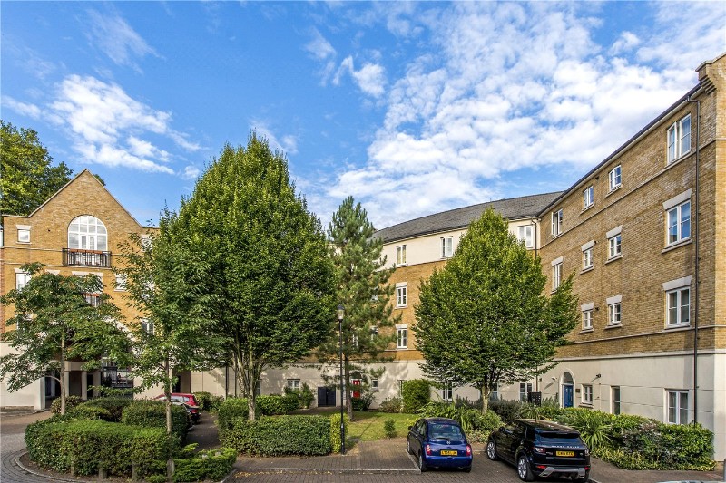 2 bedroom property for sale in Melville Court, 1 Charles Haller Street