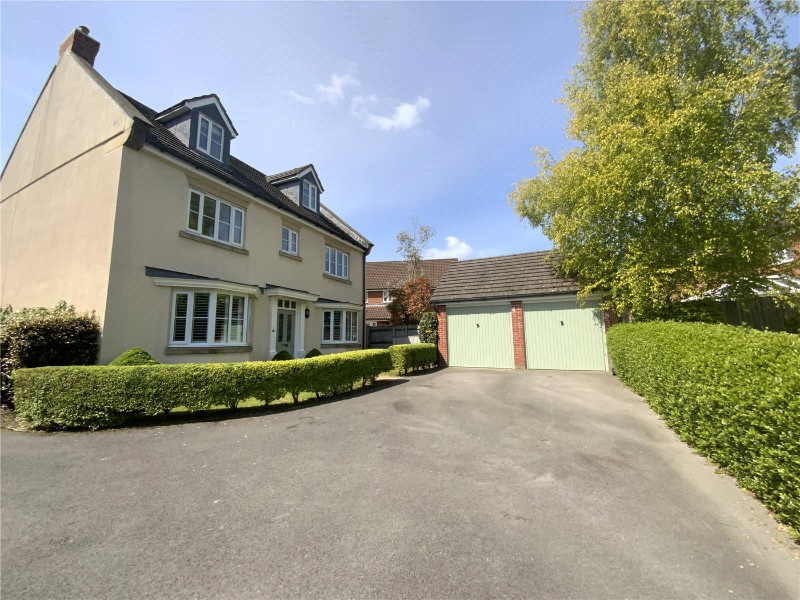 Fruitfields Close, Devizes, Wiltshire, SN10