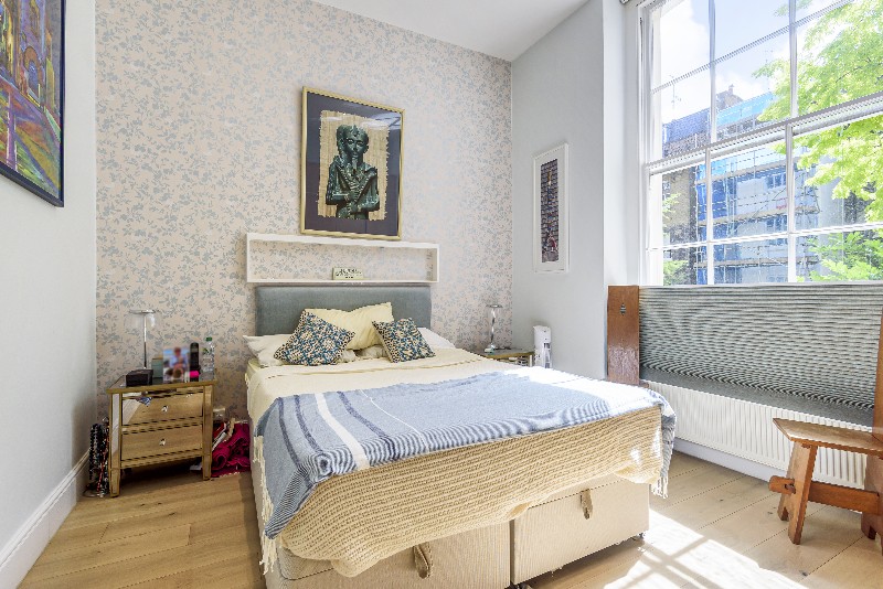 Clifton Gardens, Little Venice, London, W9