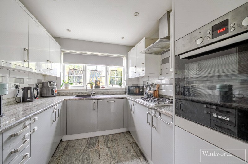Elizabeth Avenue, Bagshot, Surrey, GU19