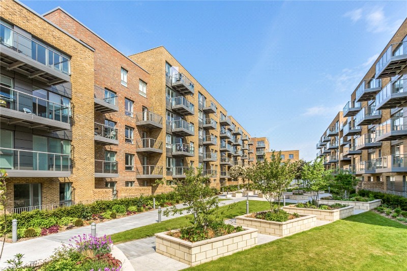 Basset Court, High Street, London, N8