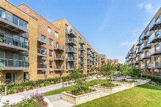 Basset Court, High Street, London, N8