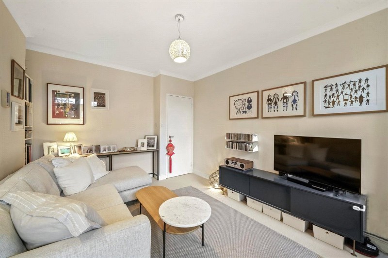 Southern Row, London, W10
