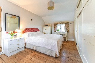 Warren Corner, Froxfield, Petersfield, Hampshire, GU32