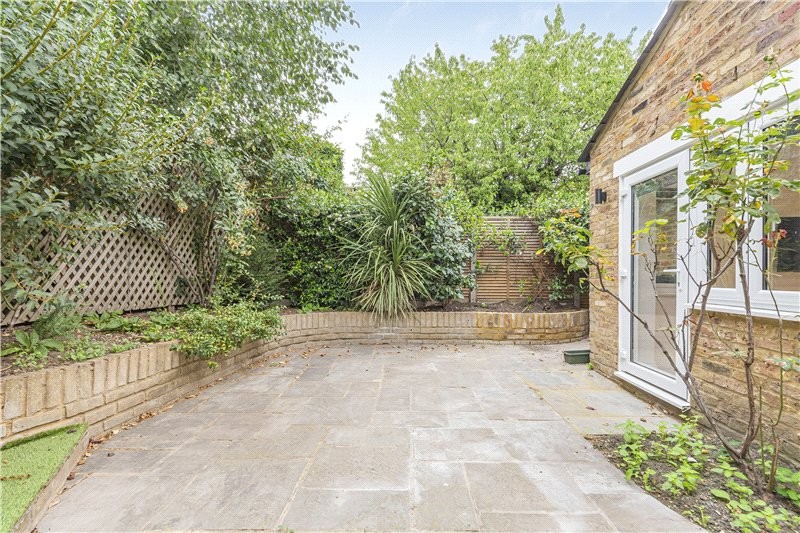 Stanton Road, Barnes, London, SW13