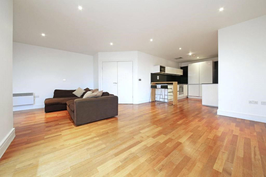 Reception/Kitchen