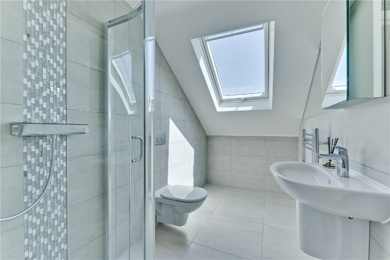 Elmgrove Road, Weybridge, Surrey, KT13
